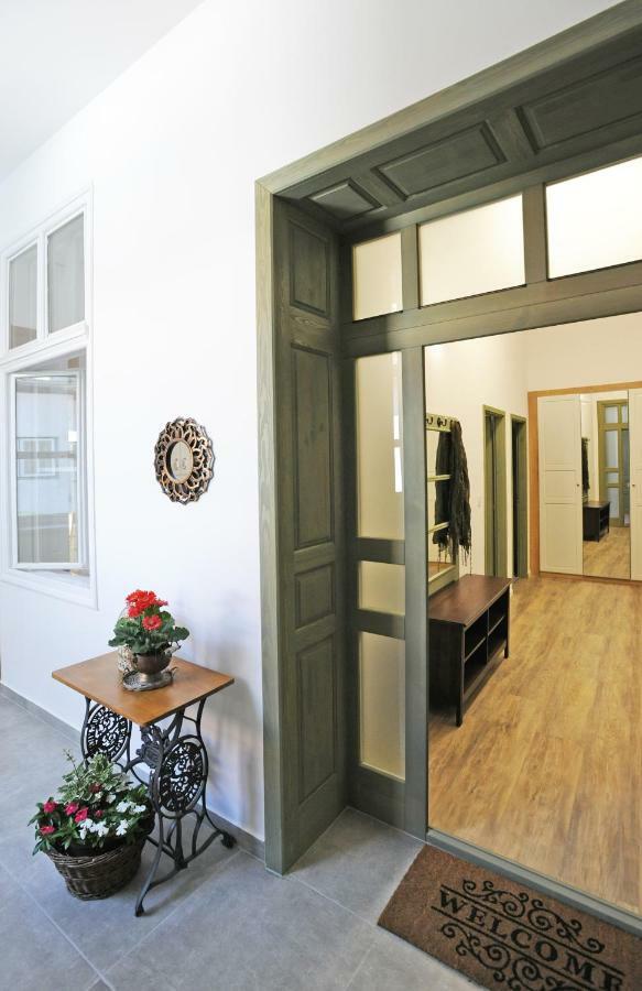 M37 Apartman Ντέμπρετσεν Εξωτερικό φωτογραφία